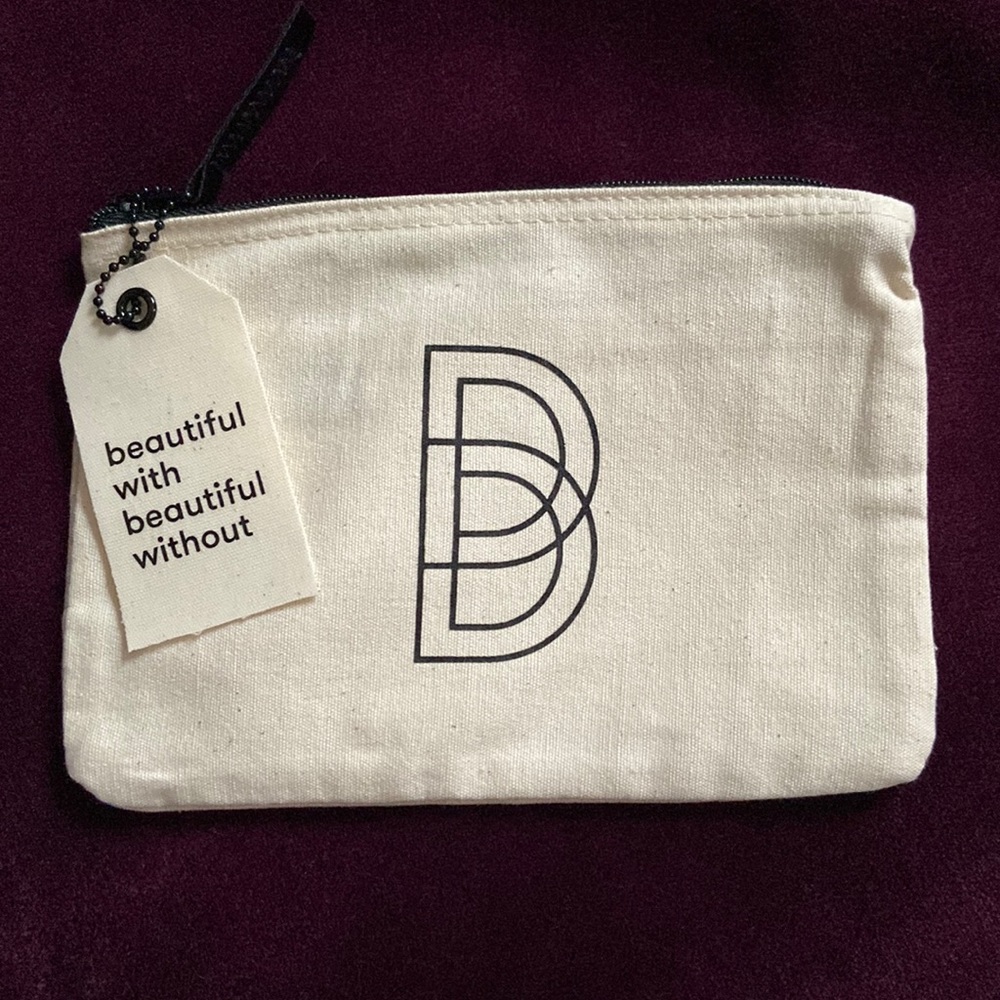 Derma blend makeup bag